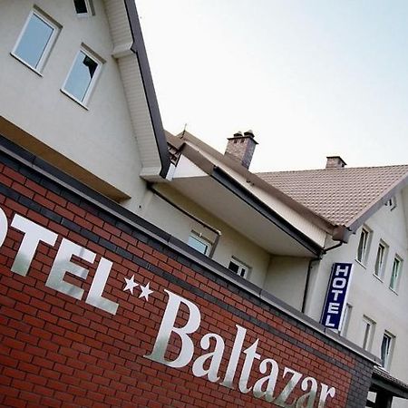 Hotel Baltazar Pułtusk Exteriör bild